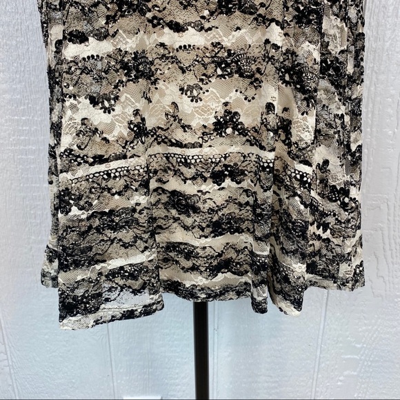 Jessica Simpson Black and White Lace Blouse - Picture 4 of 14
